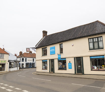 Adnams store Holt